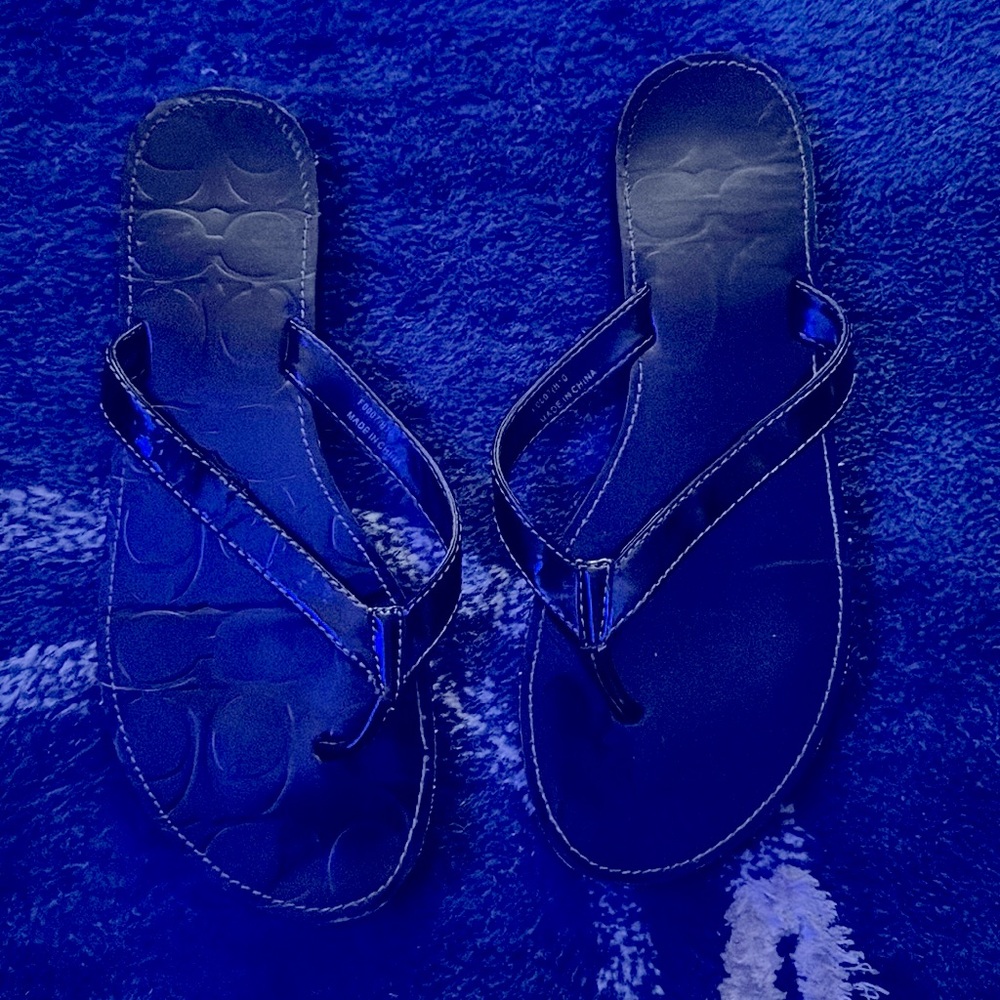 Coach Flip Flops Black size 7